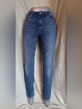 Joe's Jeans Slim High-Rise Allison Skinny Jeans in Blue